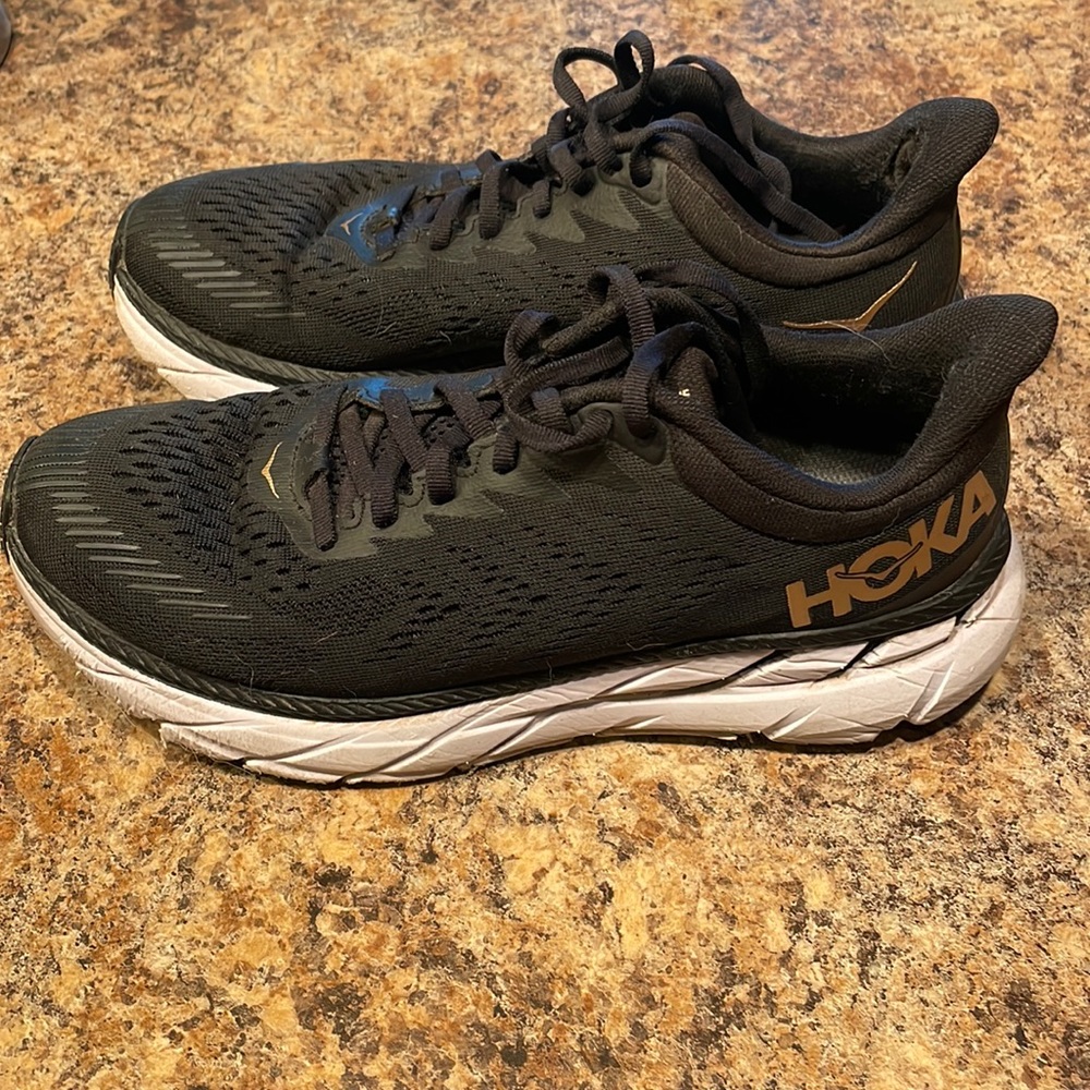 Hoka One One Womens Clifton 7 size 8.5